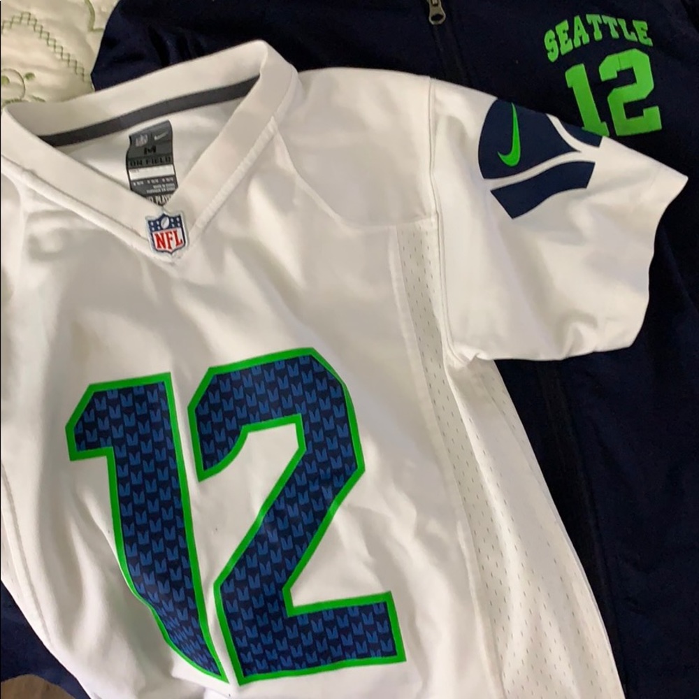 Seahawk Fan Jersey + Coat